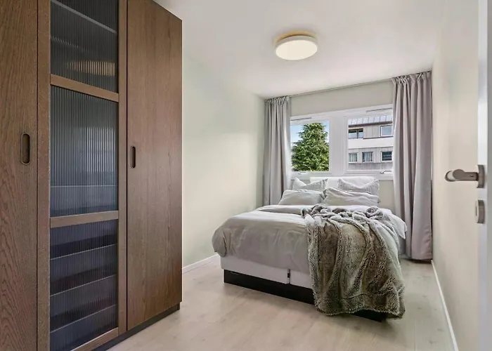 Apartamento Newly Renovated Exclusive Big Apartment, Center, 3 Bedrooms, 2 Bathrooms With Wc And *