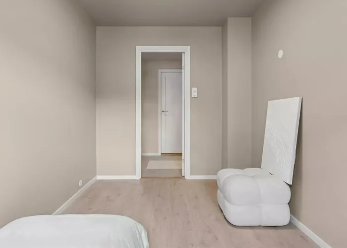 Newly Renovated Exclusive Big Apartment, Center, 3 Bedrooms, 2 Bathrooms With Wc And Lejlighed