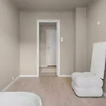 Newly Renovated Exclusive Big Apartment, Center, 3 Bedrooms, 2 Bathrooms With Wc And דירה